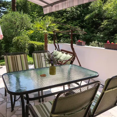 Сasa de vacaciones Karin By Interhome *